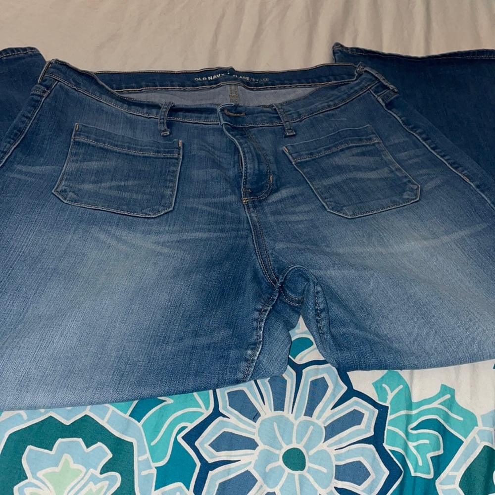 Old Navy Mid Rise Flare 14 Standard Jeans